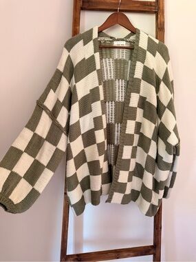 Oversized Checkered Open-Front Cardigan in Olive and Cream